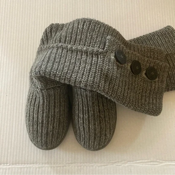 UGG Classic Cardy Boots Size 6 - Picture 8 of 11